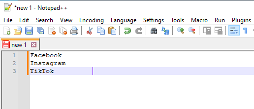 Screenshot of Notepad with Facebook, Instagram, and Tiktok listed.